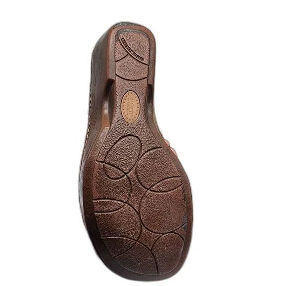 Born Beige Leather Clog Sandals Size 8