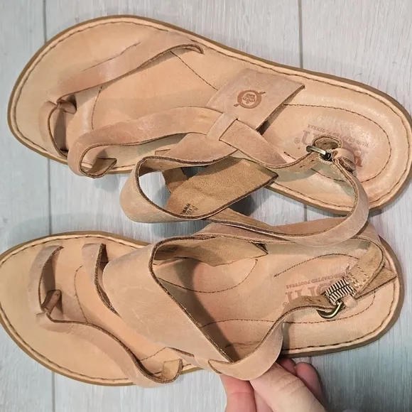 Born Women's Favignana Loop Toe Leather Slide Sandals Flip Flop Shoes Sz 8.5M