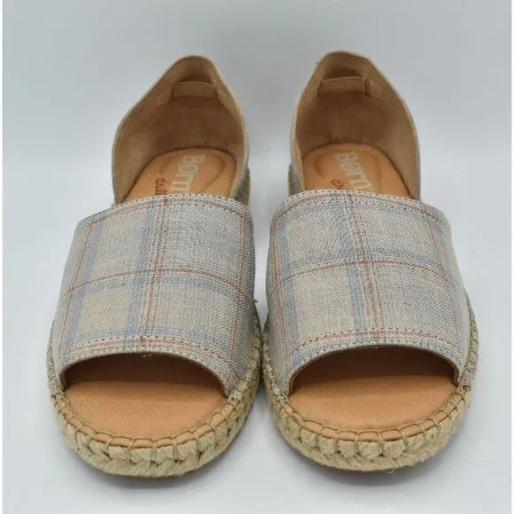 Born Womens Size 9.5 Seak Taupe Beige Fabric Slip On Sandals Shoes