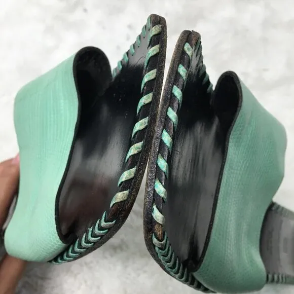 Bruno Magli Women's Green Leather Slip On Sandals Size 10