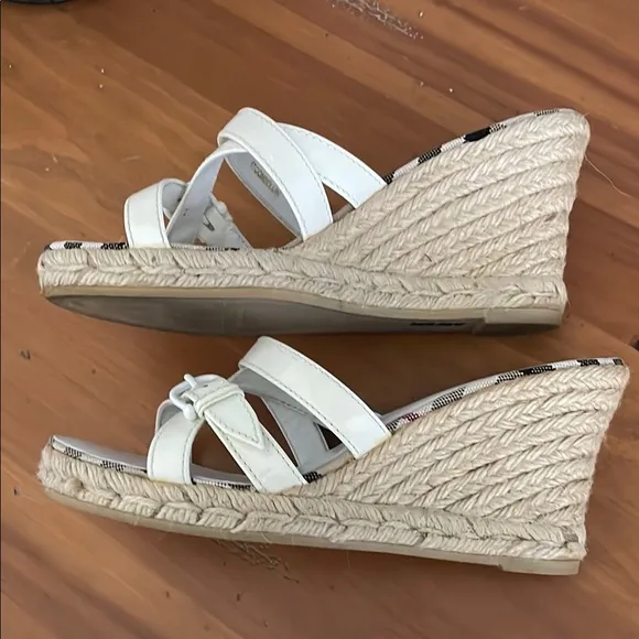 Burberry White Patent Leather Espadrille Wedge Sandals