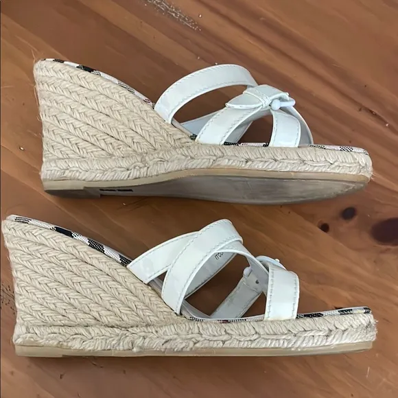 Burberry White Patent Leather Espadrille Wedge Sandals