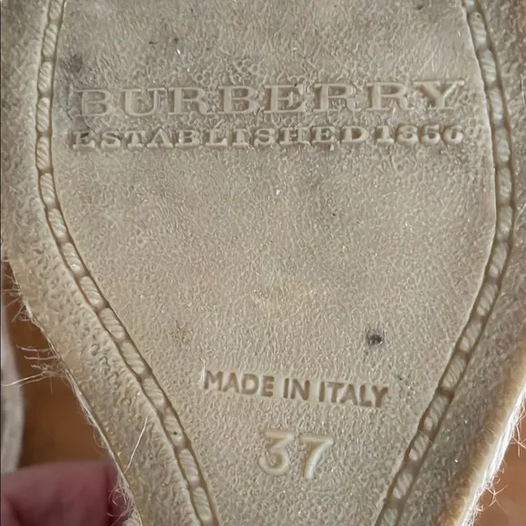 Burberry White Patent Leather Espadrille Wedge Sandals