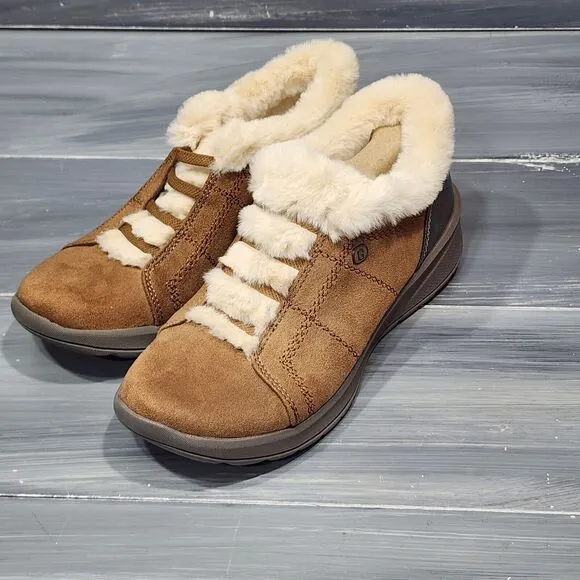 Bzees Golden Shoes Faux Fur Lined Lightweight Toffee Size 6.5
