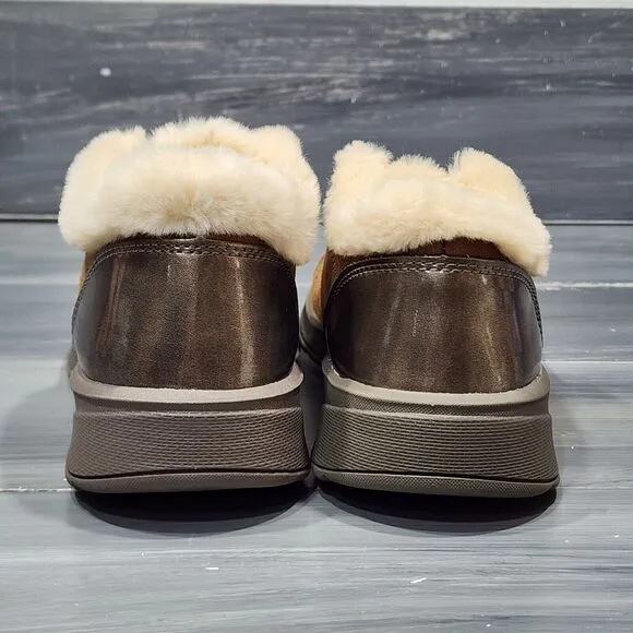 Bzees Golden Shoes Faux Fur Lined Lightweight Toffee Size 6.5