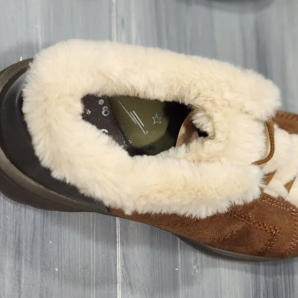 Bzees Golden Shoes Faux Fur Lined Lightweight Toffee Size 6.5
