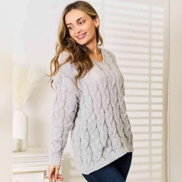 Cable-Knit Woven Hoodie Long Sleeve Classic Pullover Lightweight Sweater