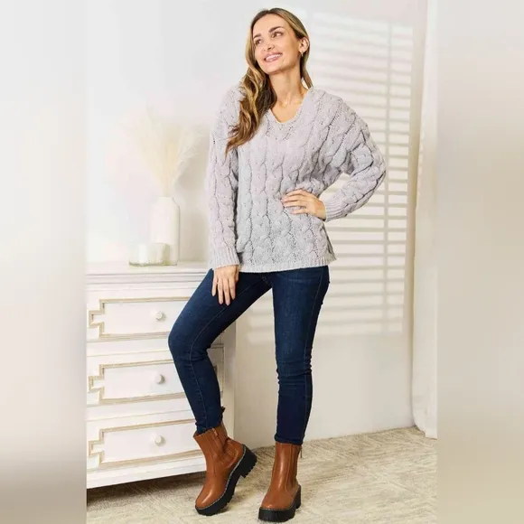 Cable-Knit Woven Hoodie Long Sleeve Classic Pullover Lightweight Sweater