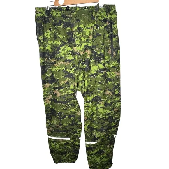 Canadian Army Tactical Goretex CADPAT Rain Pants 7634 - LARGE/XL
