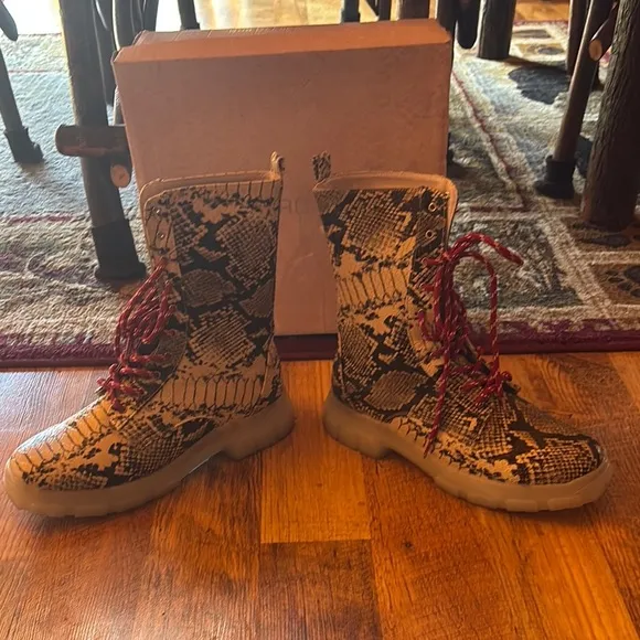 Cape Robbin Brown and Red Lace Up Boots