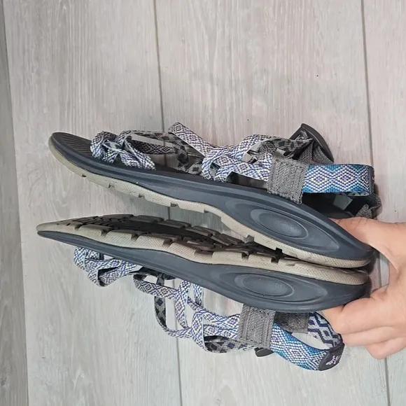 Chaco Women Z/volv Loop Toe Outdoor slide  Hiking Sandals shoes sz 8