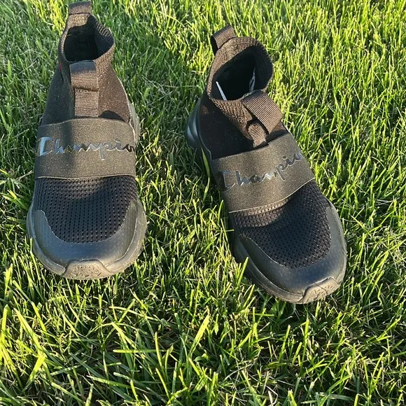 Champion shoes sneakers women’s light weight mesh women’s 6.5 size