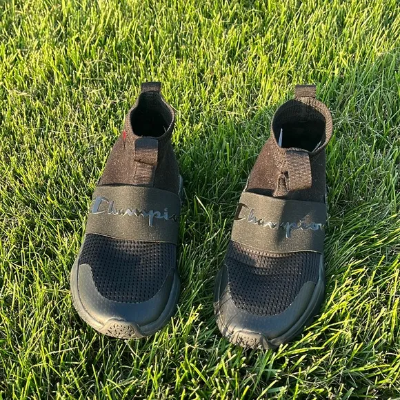 Champion shoes sneakers women’s light weight mesh women’s 6.5 size