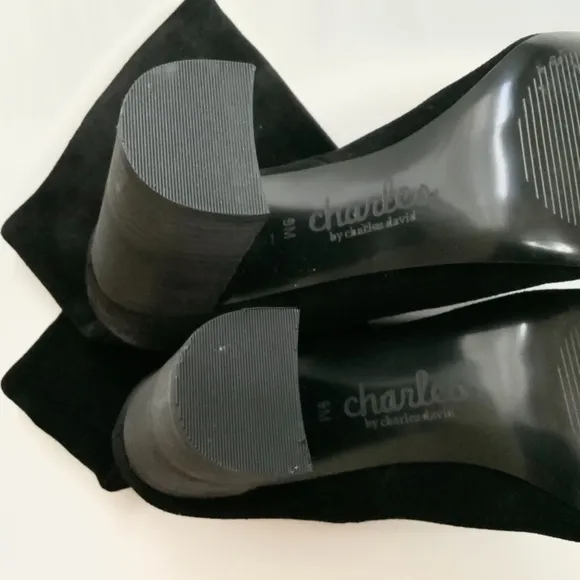 Charles David Burbank Black Suede Leather Block Heel Almond Toe Fashion Boots 9