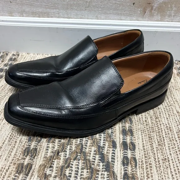 Clarks Collection Tilden Free Loafer Shoes Mens 11M Black Leather Moc Slip On