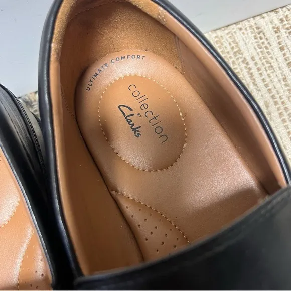 Clarks Collection Tilden Free Loafer Shoes Mens 11M Black Leather Moc Slip On