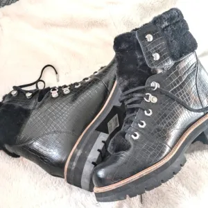 CLARK'S Women's Black Croc Leather Orianna Lace-up Hiker Boot Size 9.5M