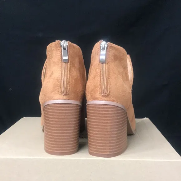 Clarks Women’s Verona Trish Fashion Boots