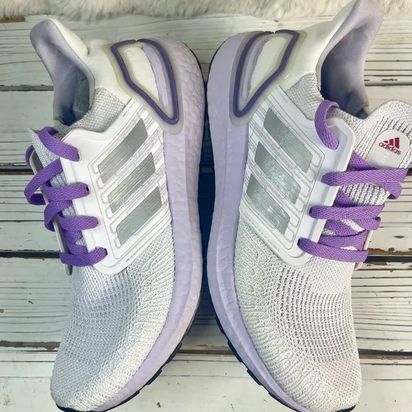 CLEAN Size 7.5 - adidas UltraBoost 20 White Purple Tint Women's Shoes New Laces