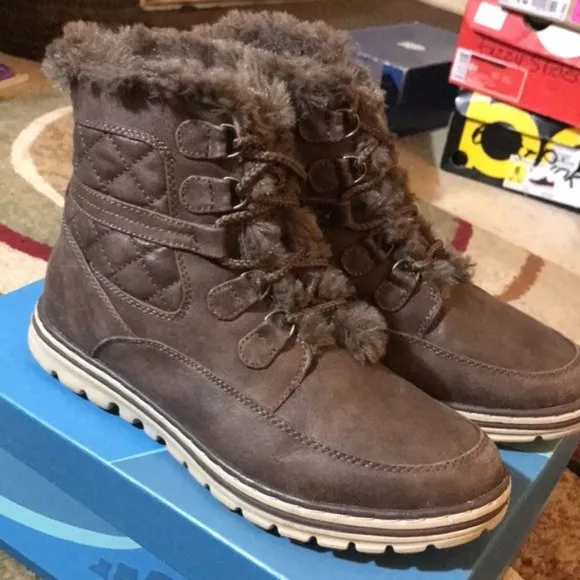 Cliffs by White Mountain KASSIA Brown Ankle Boots - NWT!