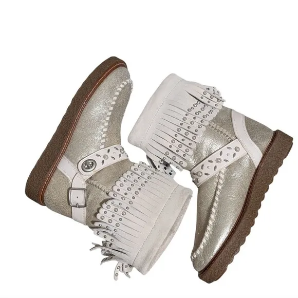 Coach Roccasin Shearling Boot size 6B metallic pearl fringe studded Moccasin