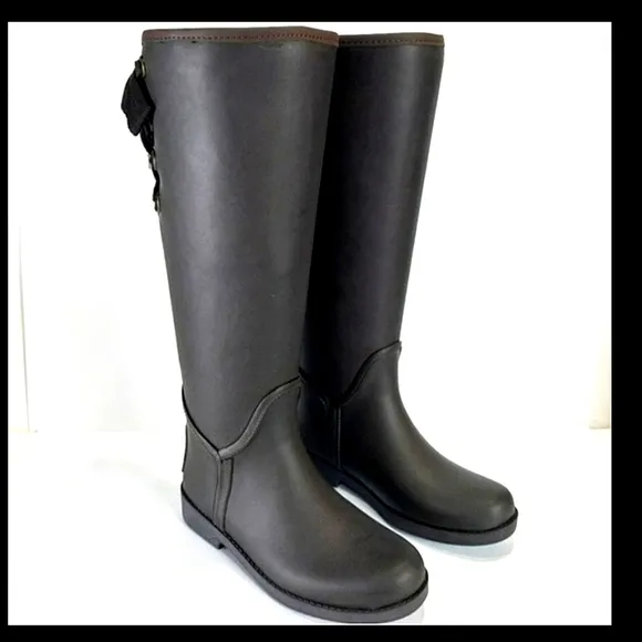 Coach Tristee Matte brown boots NWT