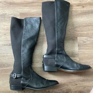 Coach Black Leather Knee-High Boots Sz 10