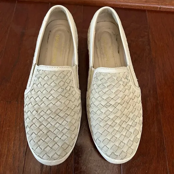 Cole Haan Grandpro Spectator Women leather shoe size 8 causal color sand