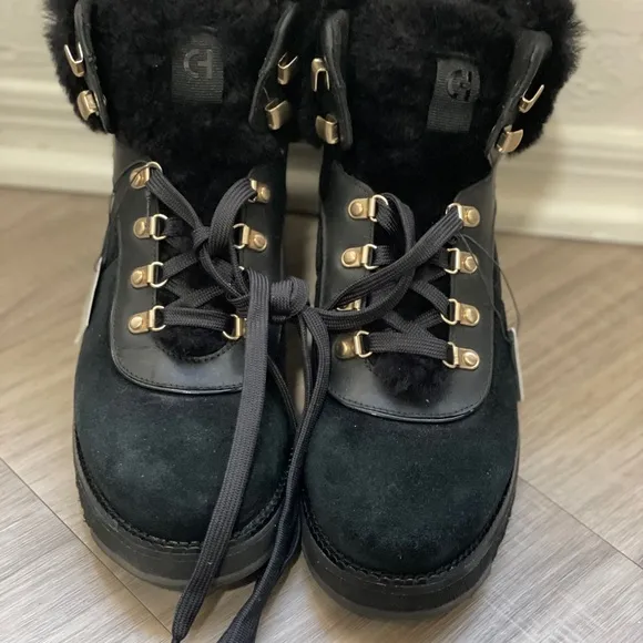 Cole Haan NWOB womens Zerogrand Explore Upstate Hiker Waterpoof boot - SIZE 8