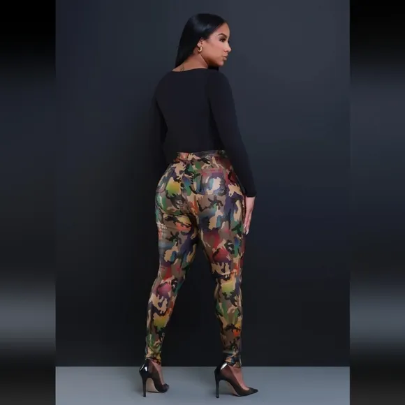 Colorful Camouflage High-Waisted Faux Leather Jeans Sz Sm