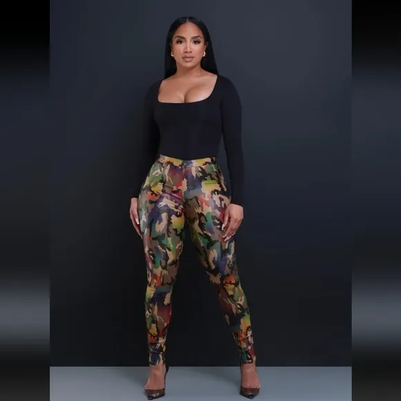 Colorful Camouflage High-Waisted Faux Leather Jeans Sz Sm