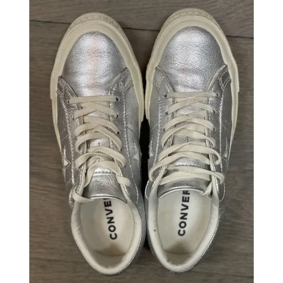 Converse One Star Leather Low-Top Sneakers