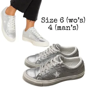 Converse One Star Leather Low-Top Sneakers