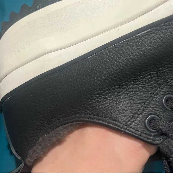 Converse Run Star Hike Low Cozy Club Almost Black Shoes Size mens 9.5 womens 11