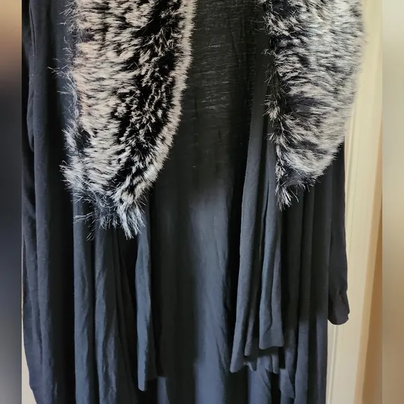 CRIPPLE CREEK Black Knit Jumper Soft Draped Faux Fur Collar Cotton Sweater NWT L