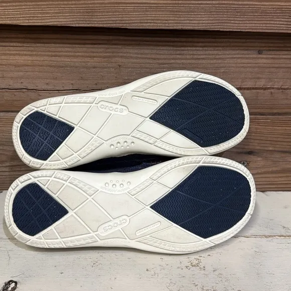 Crocs Men's Walu Slip On Loafers