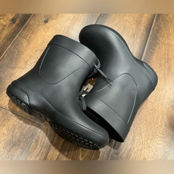 Crocs Women's Freesail Shorty Rainboot Rain Boots New