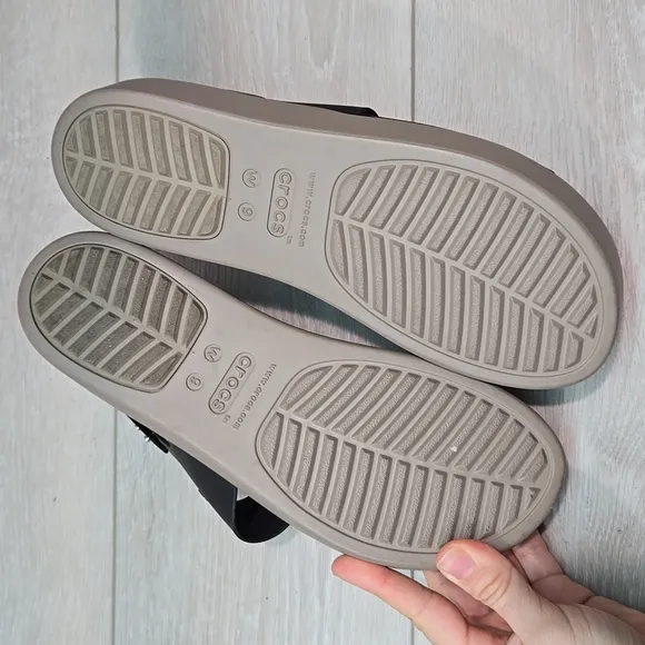Crocs Women's LiteRide Strappy Platform Sandals Shoes Sz 9