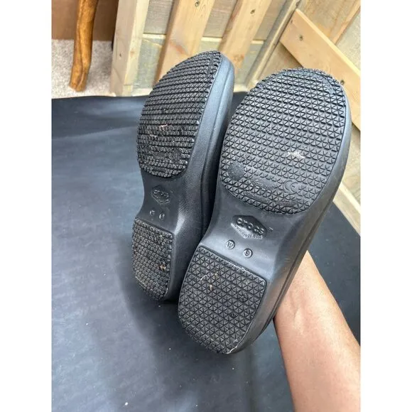 Crocs Women’s Neria Pro II Work Clog Work Slip-On Shoes Womens Size 9
