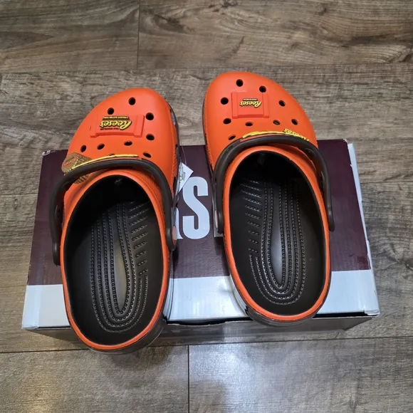 Crocs X Hersheys Jolly Rancher Reese Sandals Youth Boys Size J3