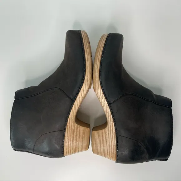 Dansko Becka Pull Up Boots Wooden Sole Size EU 40 US 9.5 Black Oiled Leather
