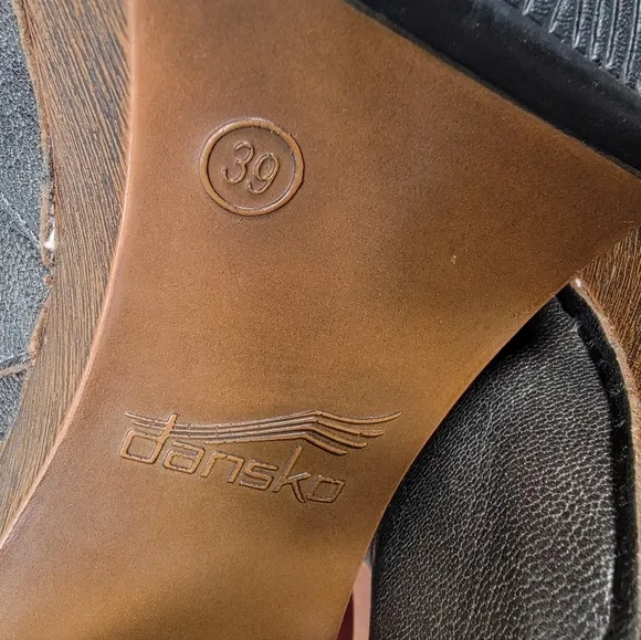 Dansko Delphine Metallic Leather Ankle Boots Size 39 Comfy Heels