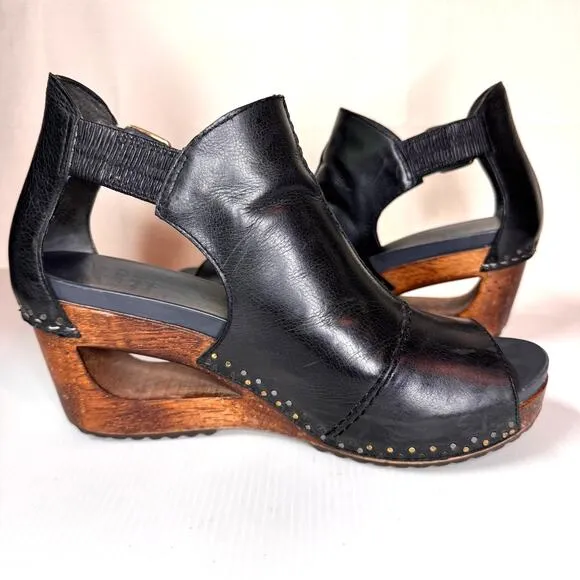 DANSKO Sable Wedge Sandals Women's 9.5 Black Leather Boho Festival Bohemian