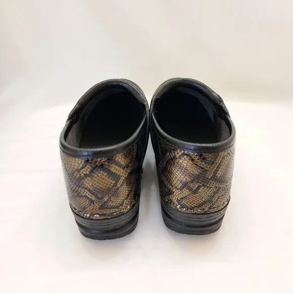 Dansko Women's Snakeskin Print Brown/Gold Embossed Leather Clog Shoes Si…‎