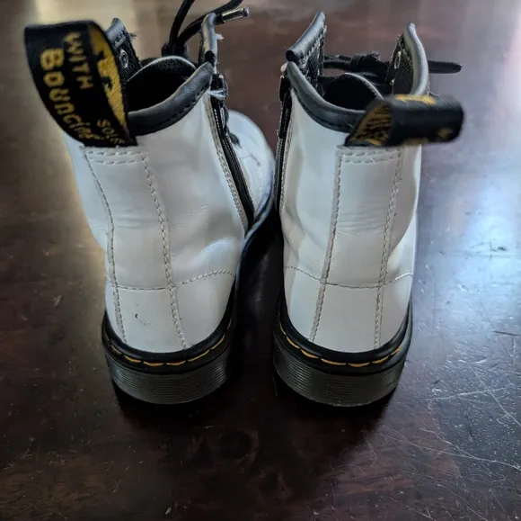 Doc Martens Kid White Leather Boots