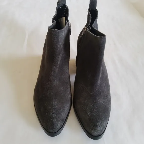 Dolce Vita Suede Leather Grey Ankle Boots Booties Size 8.5