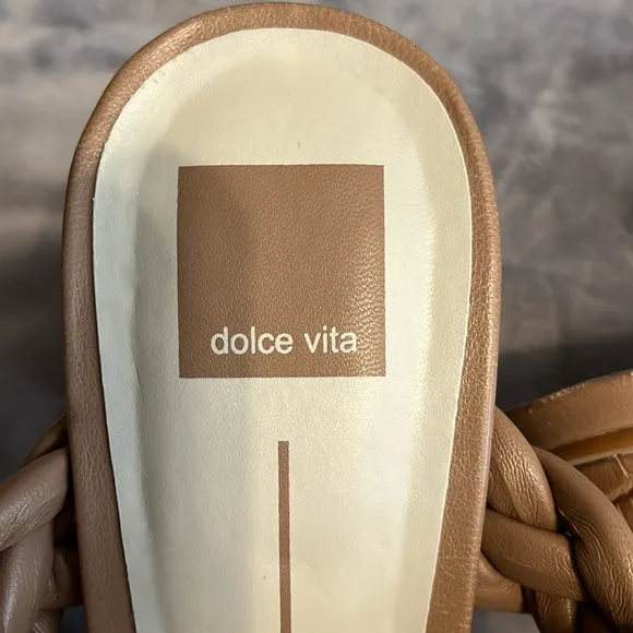 Dolce Vita Women's Paily