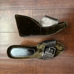 Donald J. Pliner Couture Women's Green Velvet and Leather Wedge Sandals, Size 8