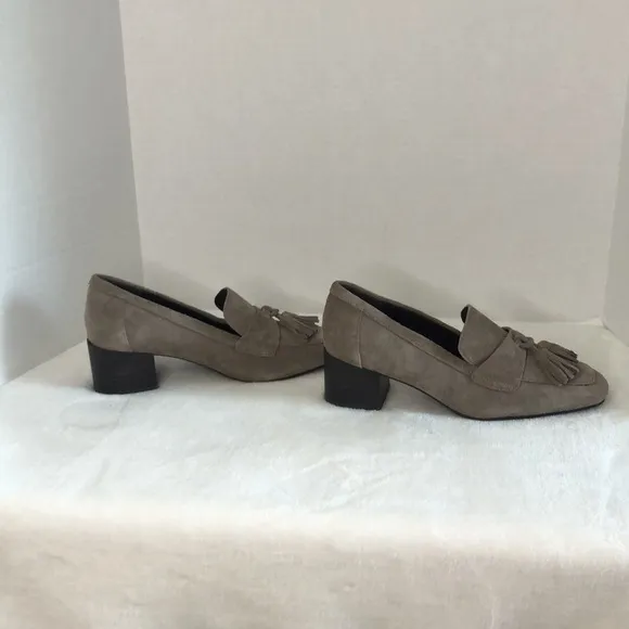 DONALD PLINER Kressida Suede Tassel Heeled Loafer Pump in Driftwood Women's 6