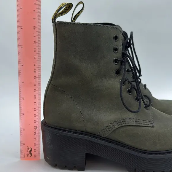 Dr marten Shriver Hi Women's Moldova Leather Heeled Boots size 7 women’s